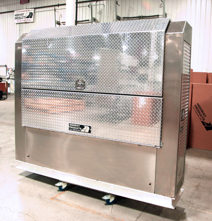 Aluminum headache racks and cab guards for semi trucks built by Highway Products, Inc. See us at www.highwayproducts.com