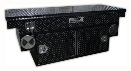 Dog kennels with locking doors for safe transport by Highway Products