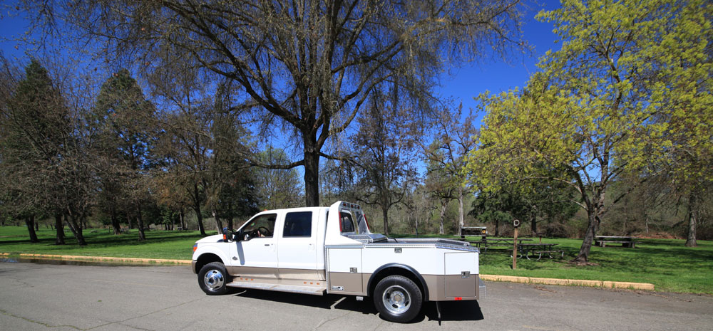 RV toters, tow bodies, and RV haulers by Highway Products