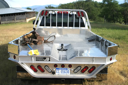 Custom deck for gooseneck trailer