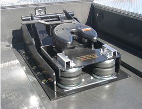Fifthwheel hitches in flatbed truck