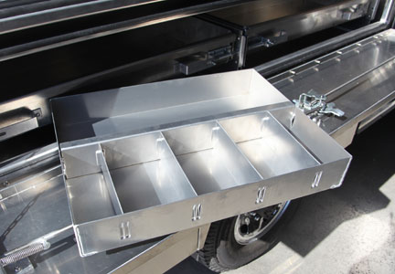 Veterinarian storage trays allow you to take your parts or medicin to the patient.